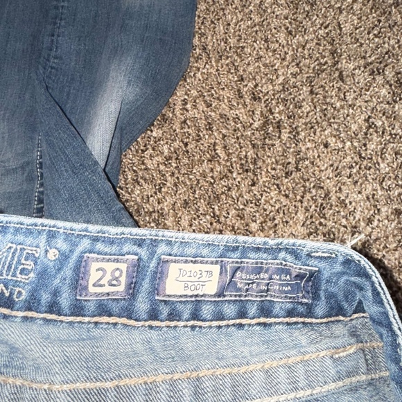Miss Me Bootcut Jeans - Picture 5 of 10
